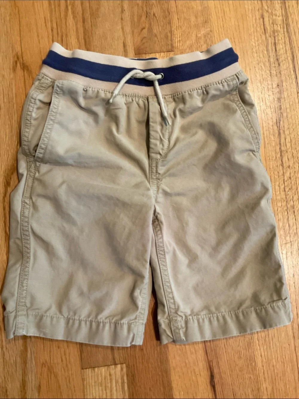 GAP Kids - SHORTS - Boy’s Size S (6/7) - Khaki/Navy - Elastic Waist,  Drawcord